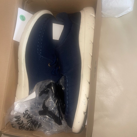 Sperry Blue Boat Shoes with Canvas Material and Cushioned Sole, 
NWOT - Picture 2 of 6